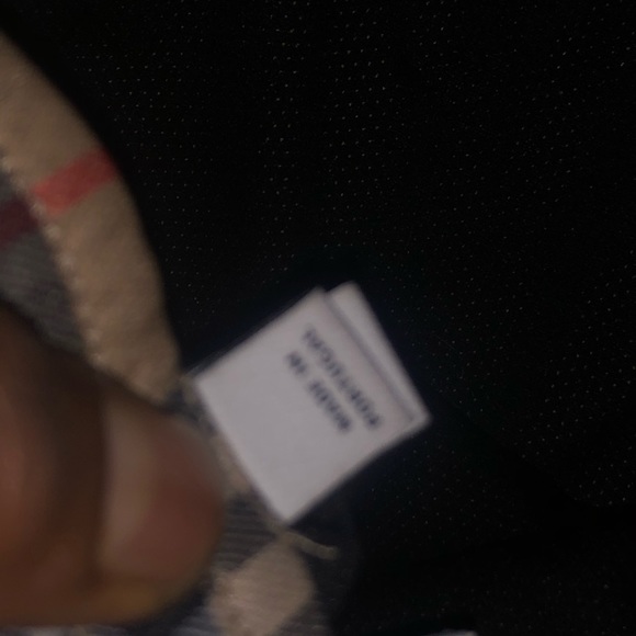 Burberry Shorts - Picture 4 of 9